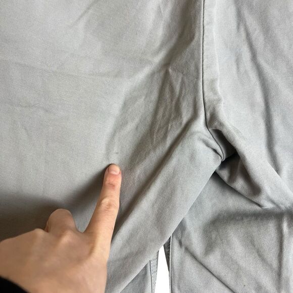 3 for $30! Gap Women’s boyfriend Gray Shorts - Picture 8 of 12